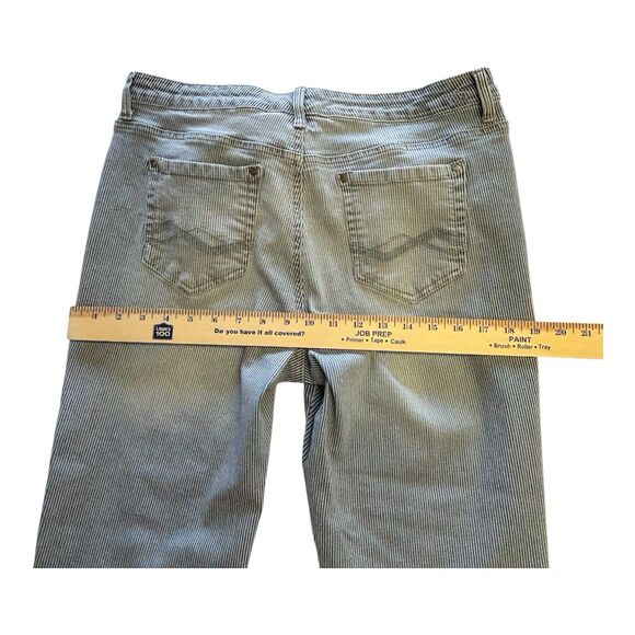 Code Bleu Women’s Jeans Stretch Light Wash Blue Railroad Striped Ankle Pants - Picture 6 of 10